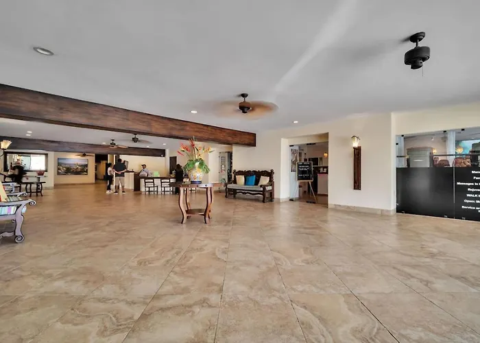2 Min Walk To Medano Beach-marina Huge Pool Cozy Cabo San Lucas