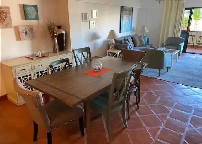 2 Min Walk To Medano Beach-marina Huge Pool Cozy Сasa de vacaciones Cabo San Lucas